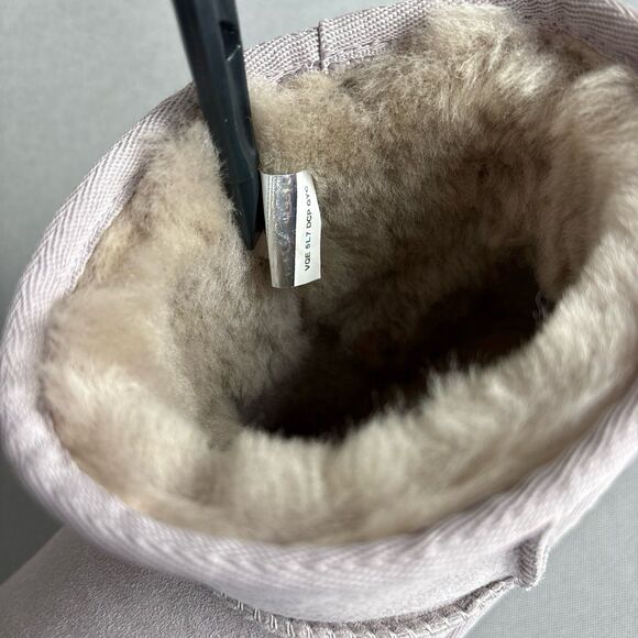 Women’s UGG Boots Sz 10 Classic Mini Purple Suede Wool Boho - Picture 10 of 12